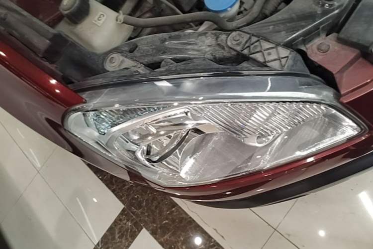Used Nissan Qashqai 2012 2.0 XV LE CVT 2WD Right Front Headlight