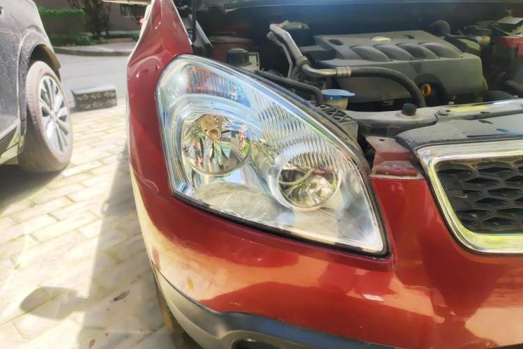 Used Nissan Qashqai 2012 2.0 XL Fire CVT 2WD Right Front Headlight