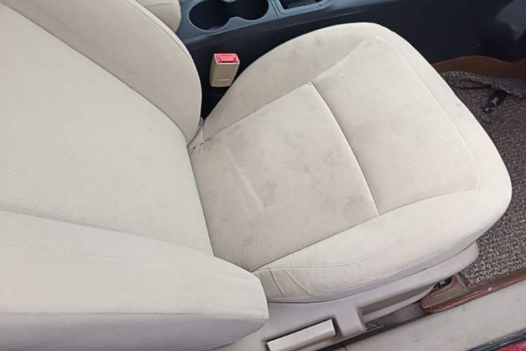 Used Nissan Qashqai 2012 1.6XE Wind 5MT 2WD Right Front Seat