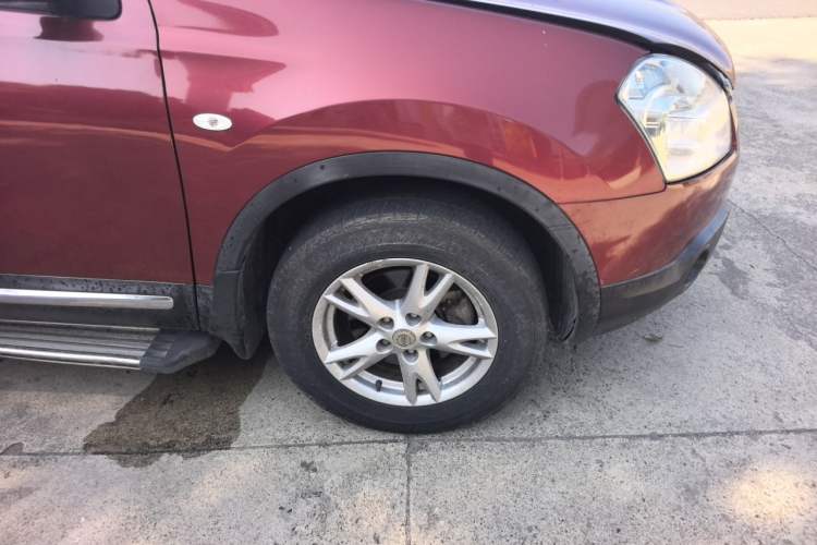 Used Nissan Qashqai 2012 2.0 XL Fire 6MT 2WD Right Front Wheel Hub