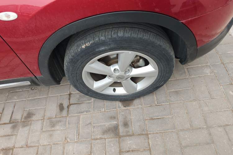 Used Nissan Qashqai 2012 2.0 XV LE CVT 2WD Right Front Wheel Hub