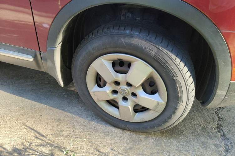 Used Nissan Qashqai 2012 1.6XE Wind 5MT 2WD Right Front Wheel Hub