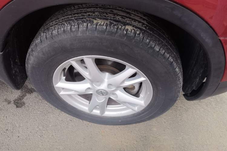 Used Nissan Qashqai 2012 2.0 XL Fire CVT 2WD Right Front Wheel Hub
