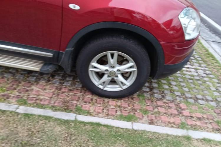 Used Nissan Qashqai 2012 2.0 XL Fire CVT 2WD Right Front Wheel Hub