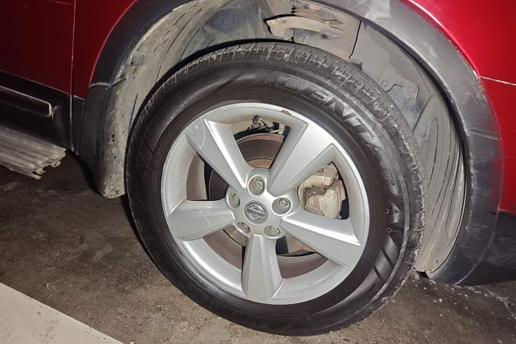 Used Nissan Qashqai 2012 2.0 XV LE CVT 2WD Right Front Wheel Hub