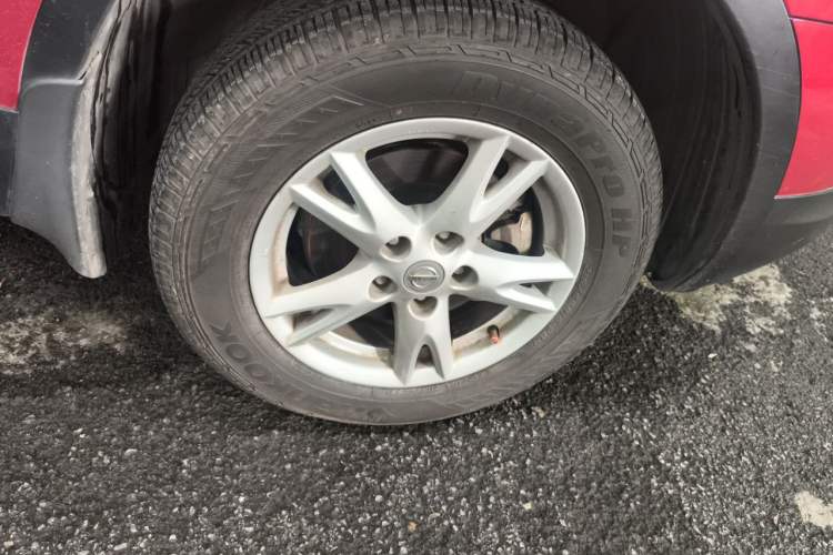 Used Nissan Qashqai 2012 2.0 XL Fire CVT 2WD Right Front Wheel Hub