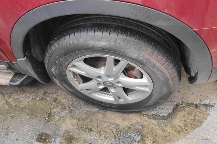 Used Nissan Qashqai 2012 2.0 XL Fire CVT 2WD Right Front Wheel Hub