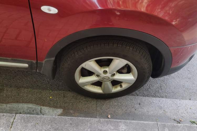 Used Nissan Qashqai 2012 2.0 XV LE CVT 2WD Right Front Wheel Hub