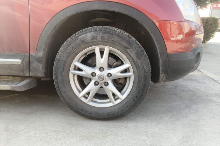 Used Nissan Qashqai 2012 1.6XE Wind 5MT 2WD Right Front Wheel Hub