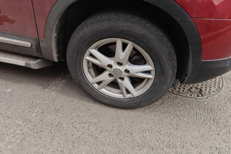 Used Nissan Qashqai 2012 2.0 XL Fire CVT 2WD Right Front Wheel Hub