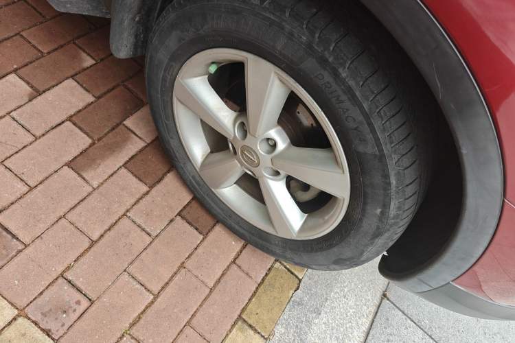 Used Nissan Qashqai 2012 2.0 XV LE CVT 2WD Right Front Wheel Hub