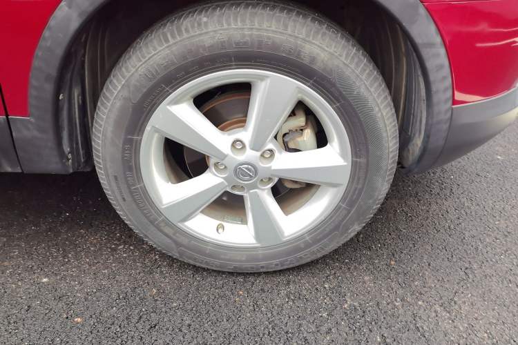 Used Nissan Qashqai 2012 2.0 XV LE CVT 2WD Right Front Wheel Hub
