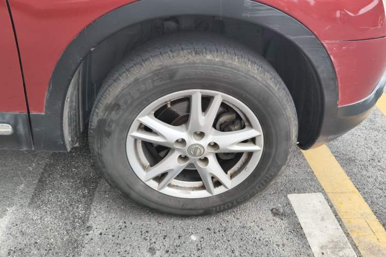 Used Nissan Qashqai 2012 2.0 XL Fire CVT 2WD Right Front Wheel Hub