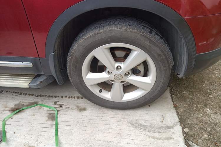 Used Nissan Qashqai 2012 2.0 XV LE CVT 2WD Right Front Wheel Hub
