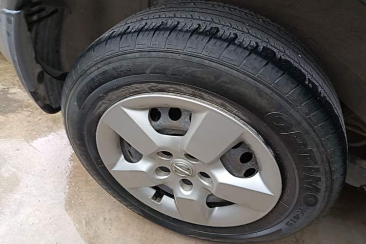 Used Nissan Qashqai 2012 1.6XE Wind 5MT 2WD Right Rear Wheel Hub