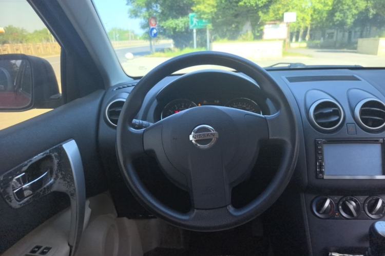 Used Nissan Qashqai 2012 2.0 XL Fire 6MT 2WD Steering Wheel