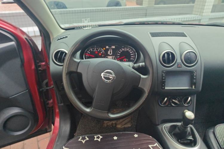 Used Nissan Qashqai 2012 2.0 XL Fire 6MT 2WD Steering Wheel