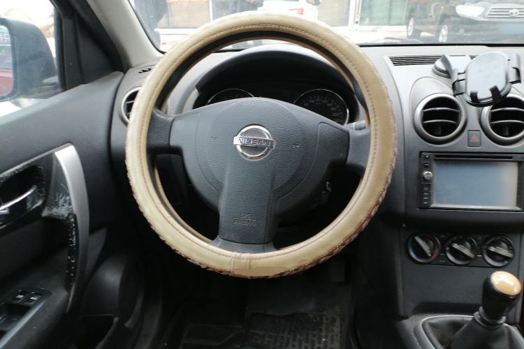 Used Nissan Qashqai 2012 2.0 XL Fire 6MT 2WD Steering Wheel
