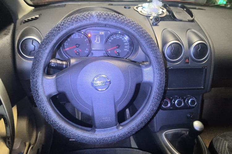 Used Nissan Qashqai 2012 2.0 XL Fire 6MT 2WD Steering Wheel