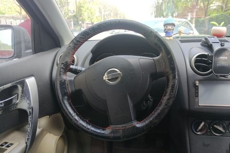 Used Nissan Qashqai 2012 2.0 XL Fire 6MT 2WD Steering Wheel