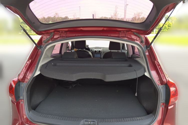 Used Nissan Qashqai 2012 2.0 XL Fire 6MT 2WD Trunk