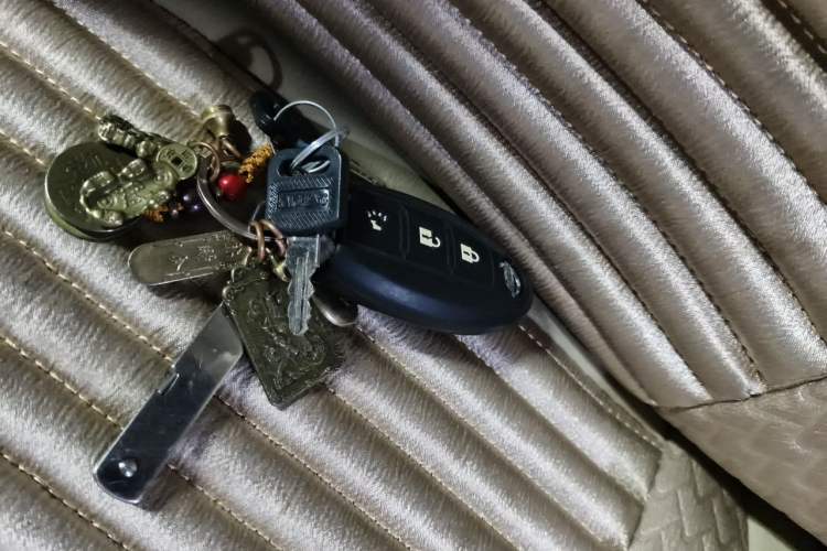 Used Nissan Qashqai 2012 2.0 XL Fire CVT 2WD Vehicle Key