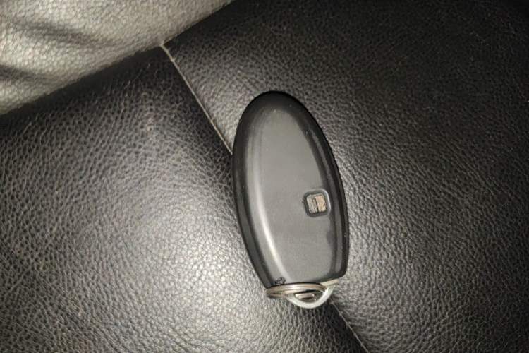 Used Nissan Qashqai 2012 2.0 XL Fire CVT 2WD Vehicle Key