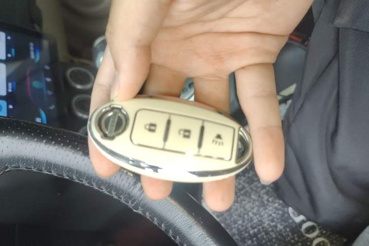 Used Nissan Qashqai 2012 2.0 XV LE CVT 2WD Vehicle Key