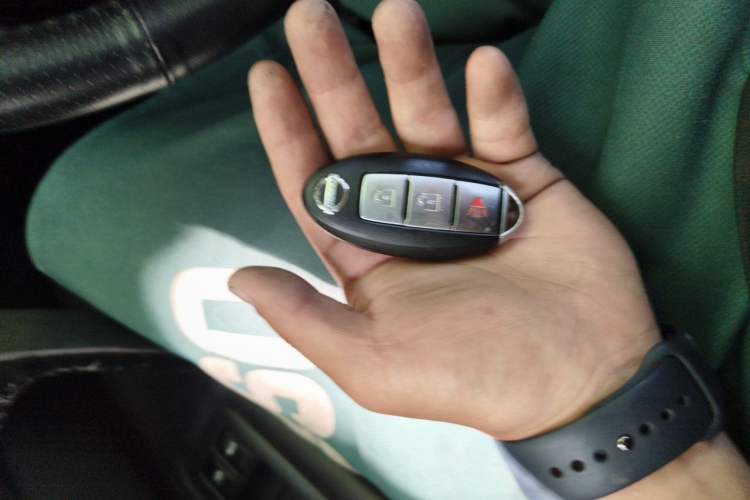 Used Nissan Qashqai 2012 2.0 XV LE CVT 2WD Vehicle Key