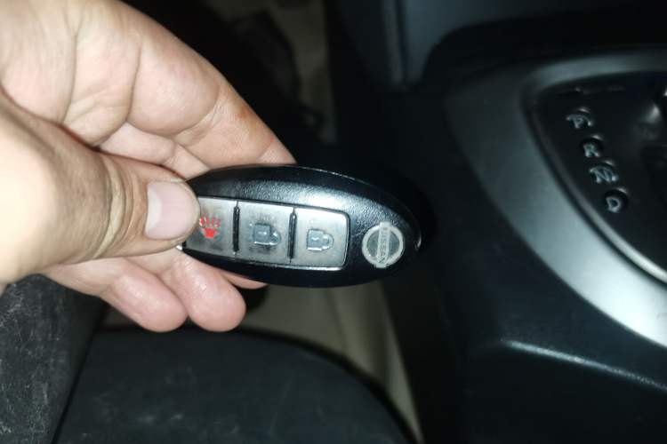 Used Nissan Qashqai 2012 2.0 XL Fire CVT 2WD Vehicle Key