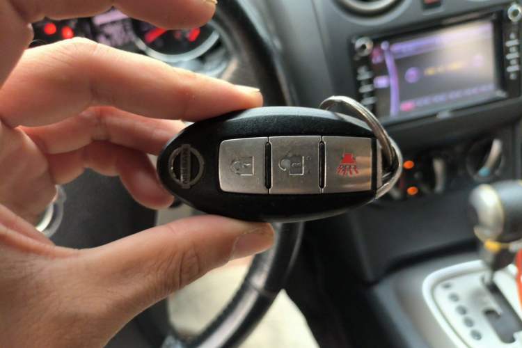 Used Nissan Qashqai 2012 2.0 XL Fire CVT 2WD Vehicle Key