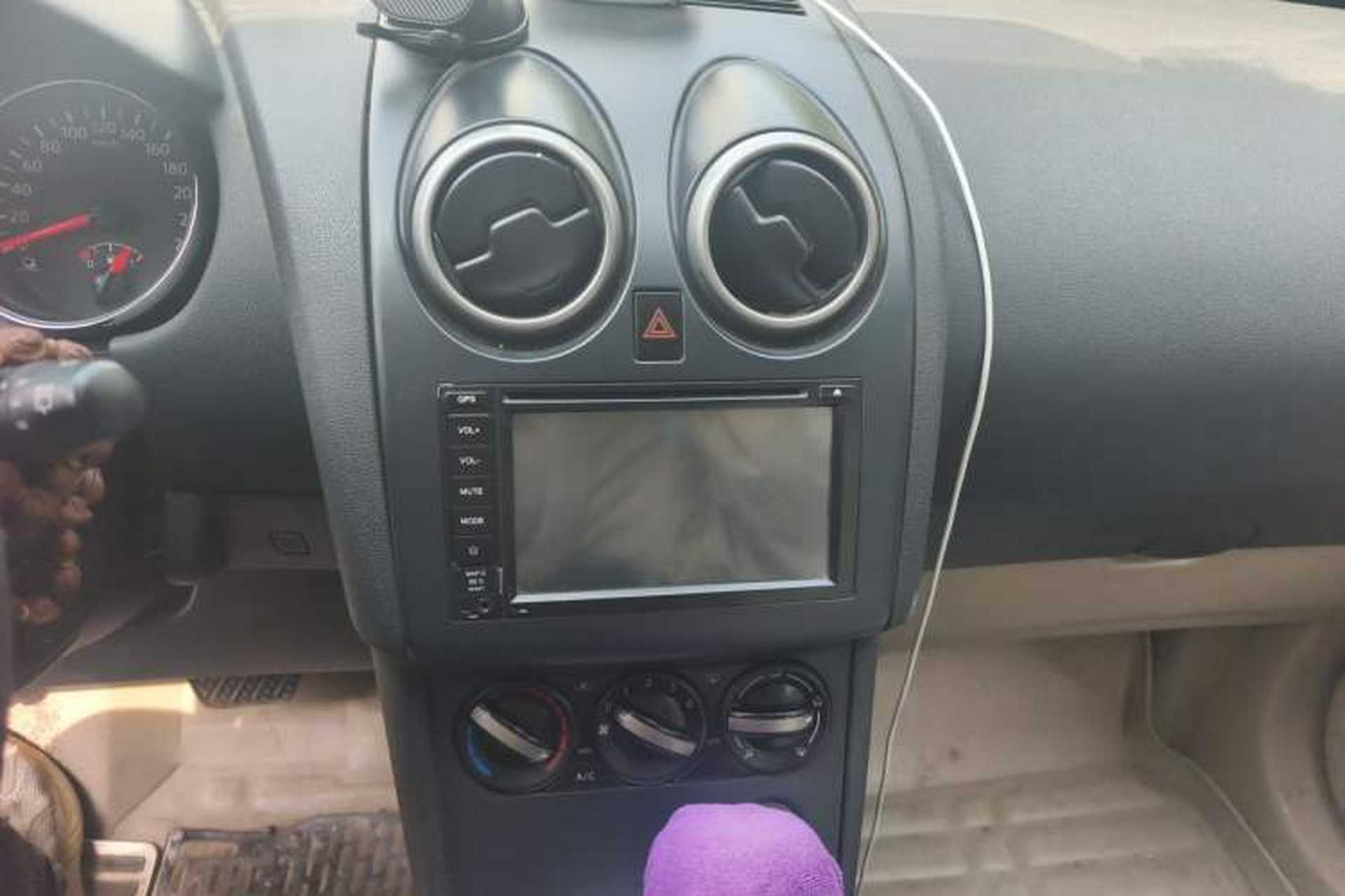 Used Nissan Qashqai 2012 2.0 XL Fire CVT 2WD Audio And AC Panel