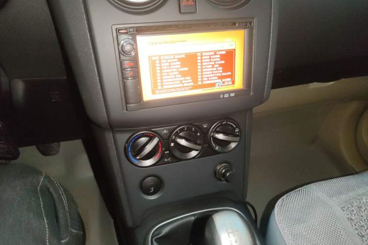 Used Nissan Qashqai 2012 1.6XE Wind 5MT 2WD Audio And AC Panel