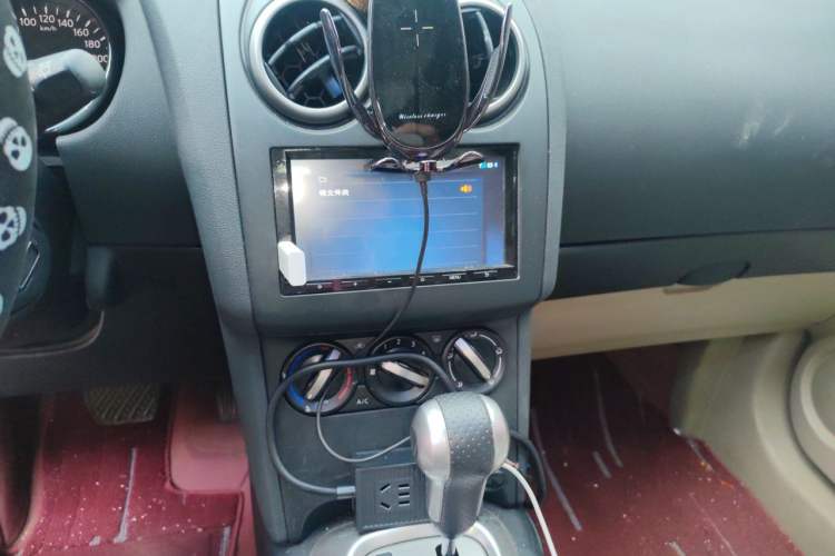Used Nissan Qashqai 2012 2.0 XL Fire CVT 2WD Audio And AC Panel
