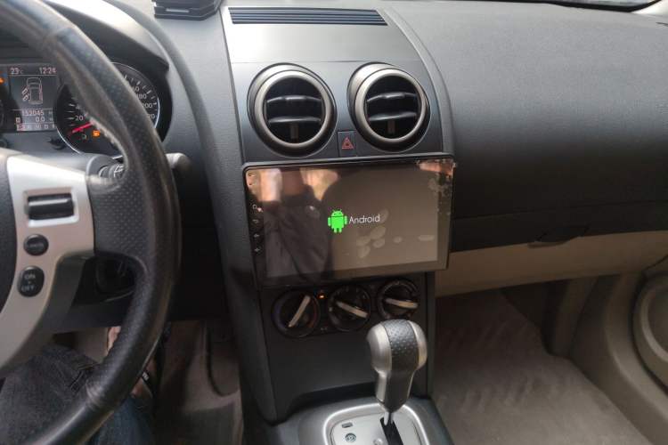 Used Nissan Qashqai 2012 2.0 XL Fire CVT 2WD Audio And AC Panel