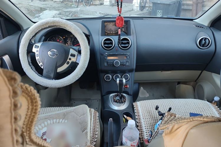 Used Nissan Qashqai 2012 2.0 XV LE CVT 2WD Center Console