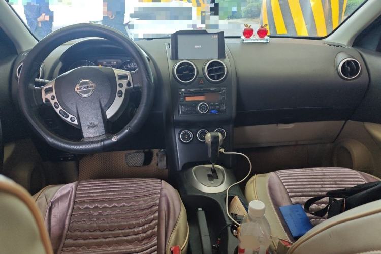 Used Nissan Qashqai 2012 2.0 XV LE CVT 2WD Center Console
