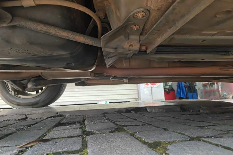 Used Nissan Qashqai 2012 2.0 XL Fire CVT 2WD Chassis Rear Left