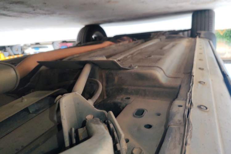 Used Nissan Qashqai 2012 2.0 XL Fire CVT 2WD Chassis Rear Left