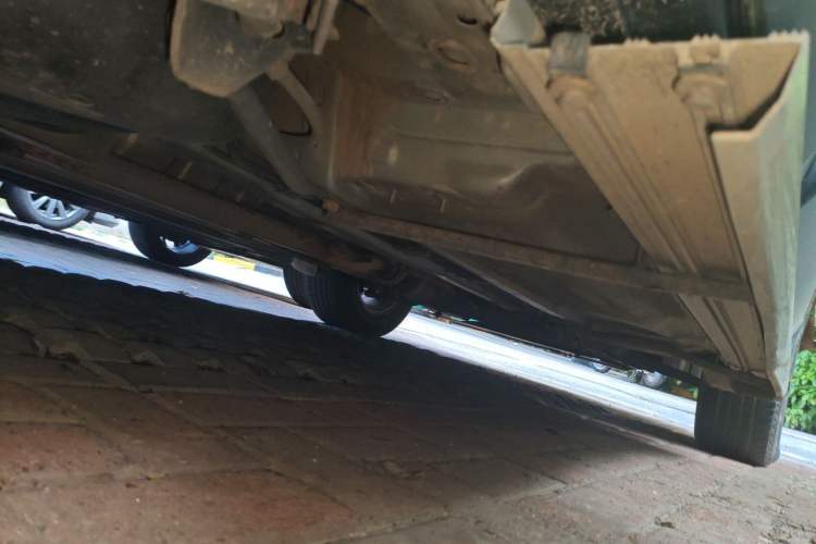 Used Nissan Qashqai 2012 2.0 XL Fire CVT 2WD Chassis Rear Right