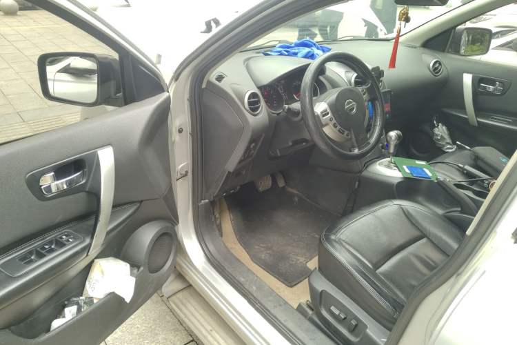Used Nissan Qashqai 2012 2.0 XV LE CVT 2WD Driver Seat