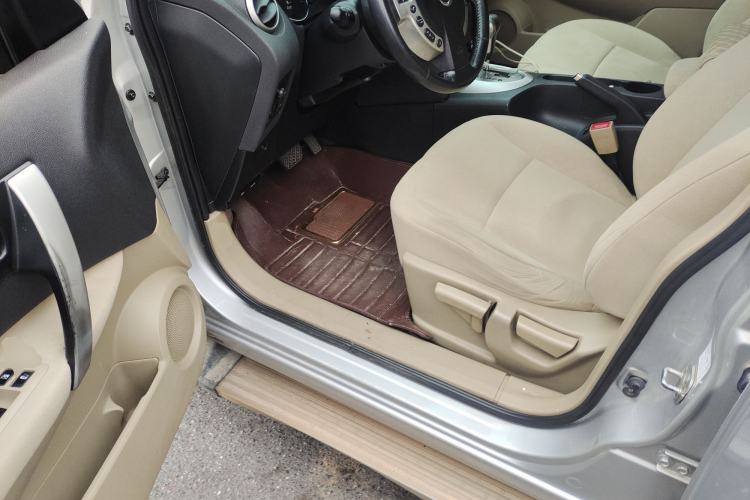 Used Nissan Qashqai 2012 2.0 XL Fire CVT 2WD Driver Seat