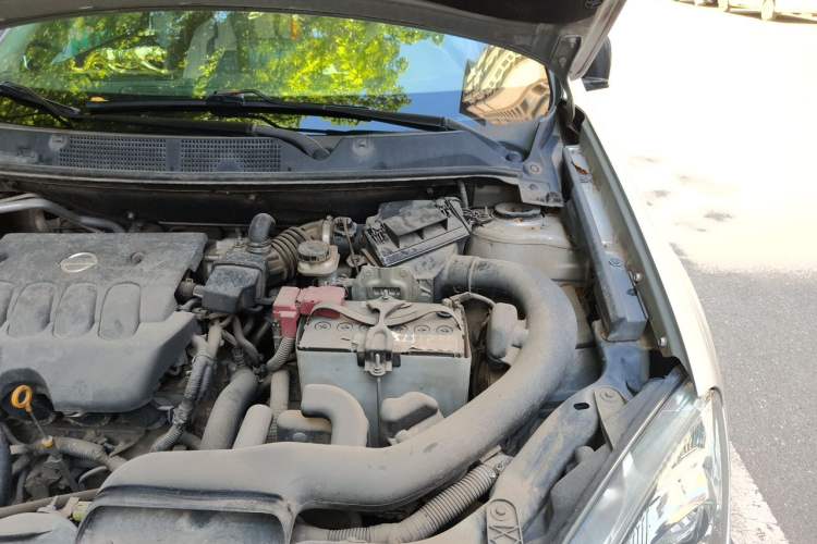 Used Nissan Qashqai 2012 2.0 XV LE CVT 2WD Engine Bay Left