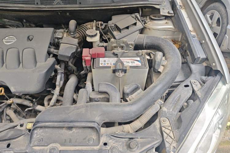 Used Nissan Qashqai 2012 2.0 XV LE CVT 2WD Engine Bay Left