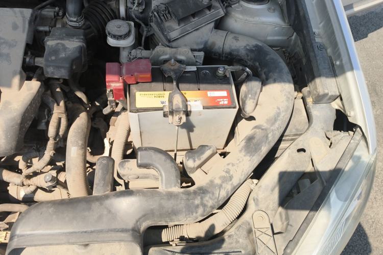 Used Nissan Qashqai 2012 2.0 XV Dragon CVT 4WD Engine Bay Left