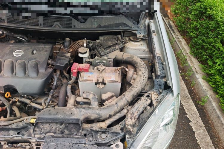 Used Nissan Qashqai 2012 2.0 XL Fire CVT 2WD Engine Bay Left