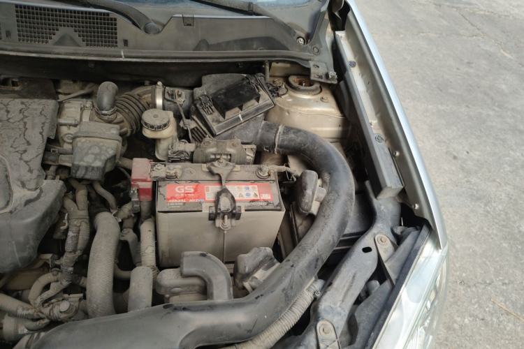 Used Nissan Qashqai 2012 2.0 XL Fire CVT 2WD Engine Bay Left