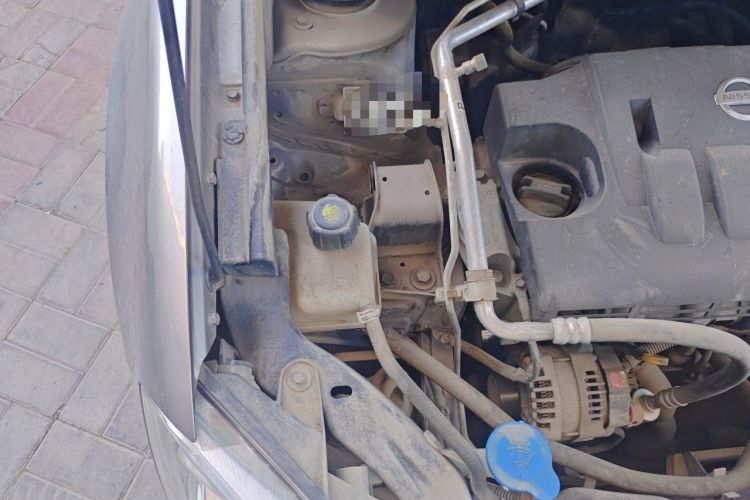 Used Nissan Qashqai 2012 1.6XE Wind 5MT 2WD Engine Bay Right