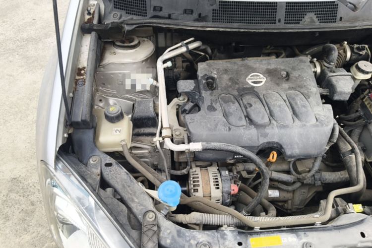 Used Nissan Qashqai 2012 2.0 XL Fire 6MT 2WD Engine Bay Right