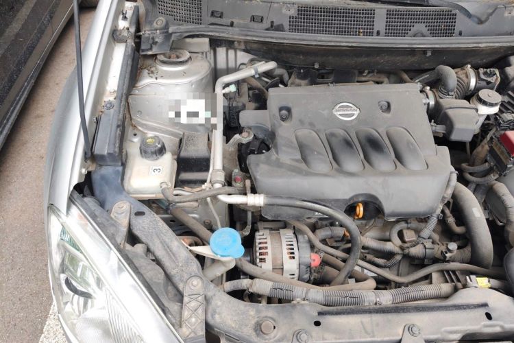 Used Nissan Qashqai 2012 2.0 XL Fire CVT 2WD Engine Bay Right